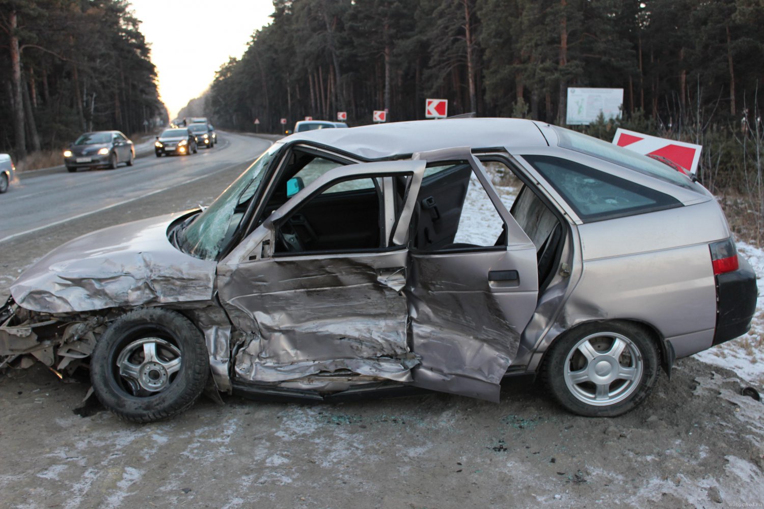 Пьяный водитель выехал на встречку и протаранил автомобиль в Тамболесе